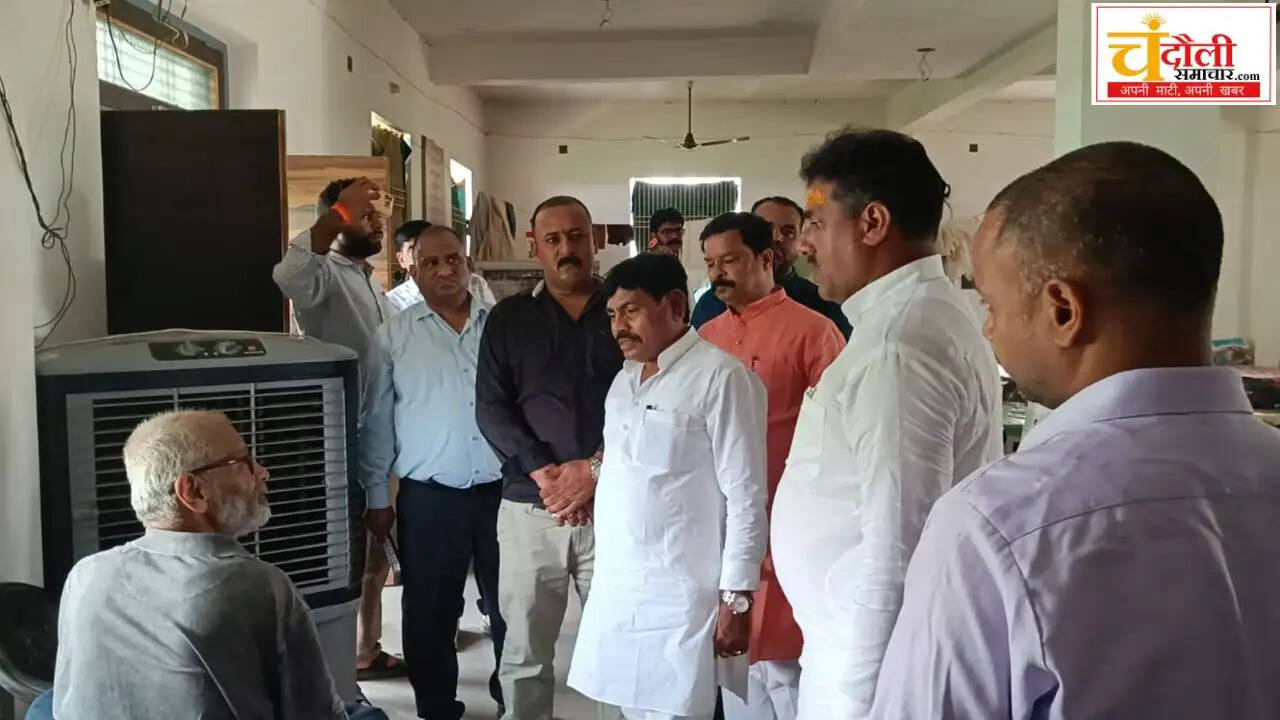 chandauli-prabhari-mantri-madhupur-old-age-home-inspection