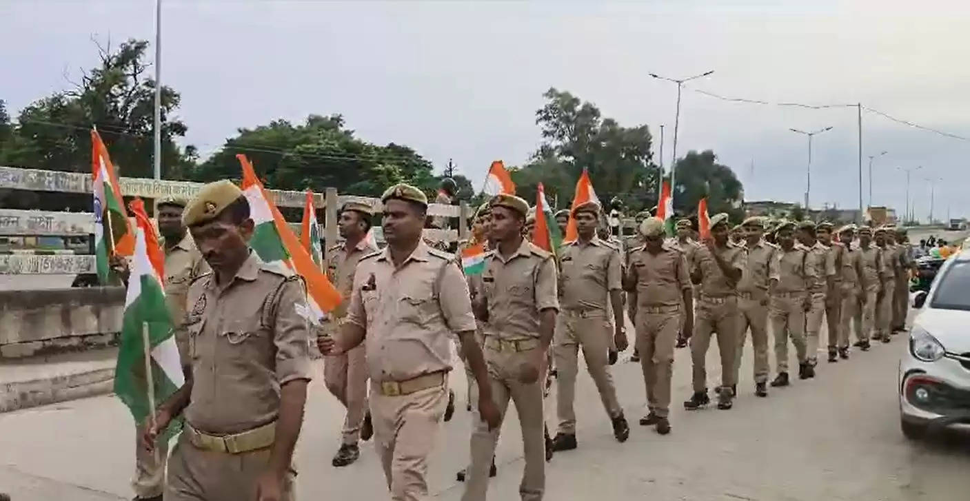 Chandauli Police Tiranga Rally