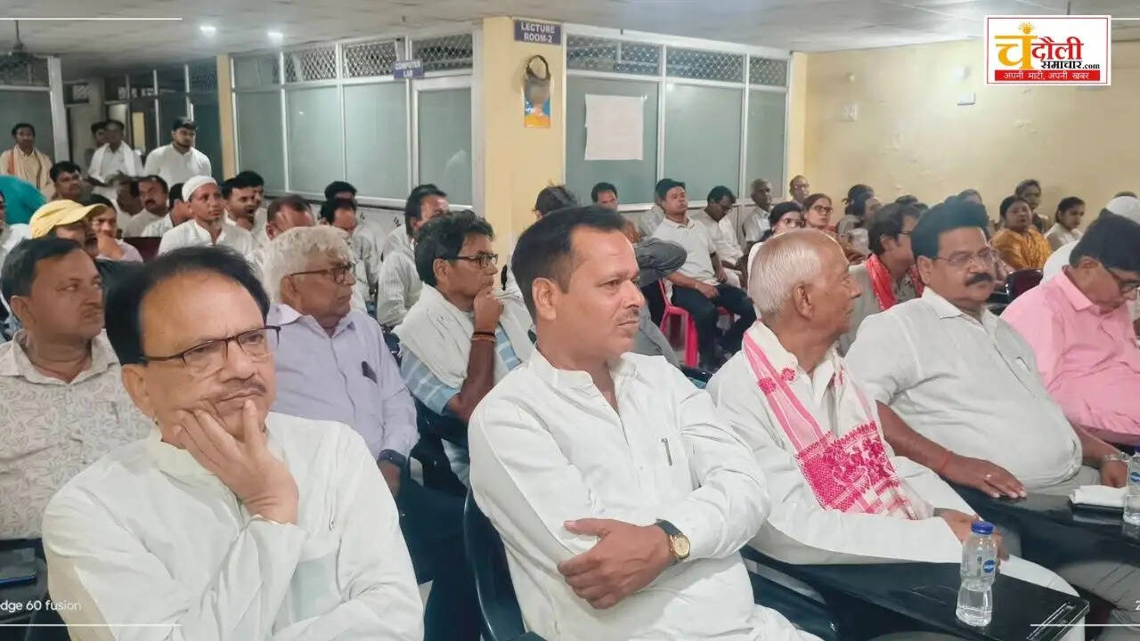 dr-vinay-verma-book-jeevan-ke-maulik-sutra-released