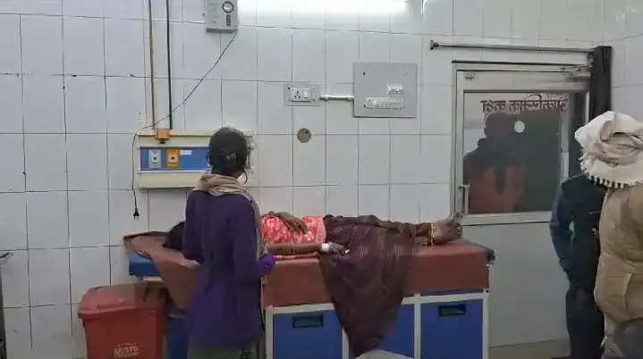 Doctors Giving Treatment