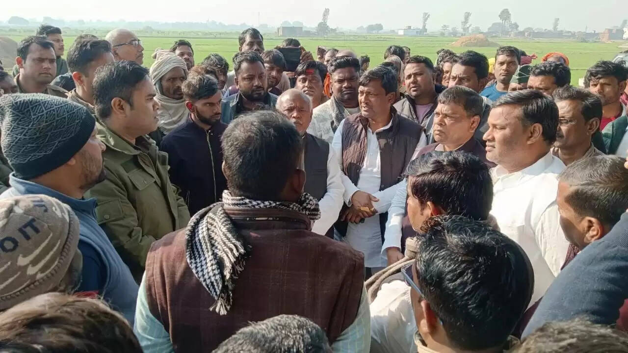  Chandauli news land dispute murder, Chandauli khabar farmer death case, 