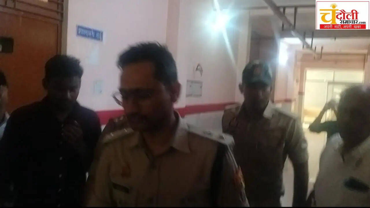  Chandauli news hospital murder case, Chandauli khabar Jeevak hospital firing, Chandauli samachar Alinagar crime update, woman shot dead in Chandauli, Chandauli news SP Akash Patel investigation