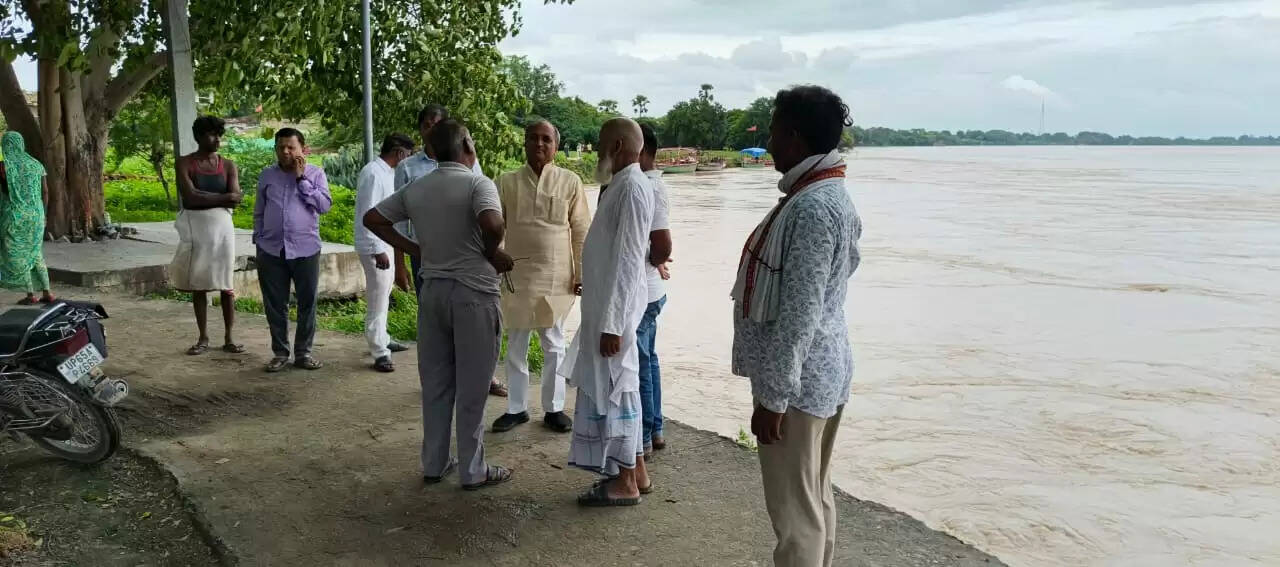 samajwadi party leaders