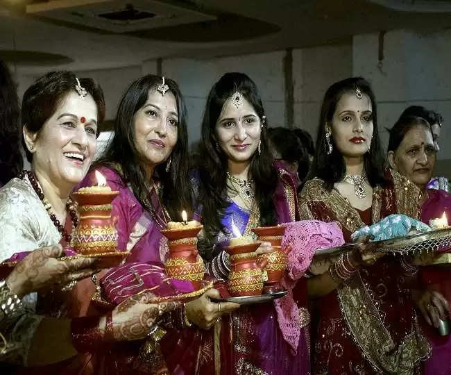 Husband Wife Pictures Karva Chauth