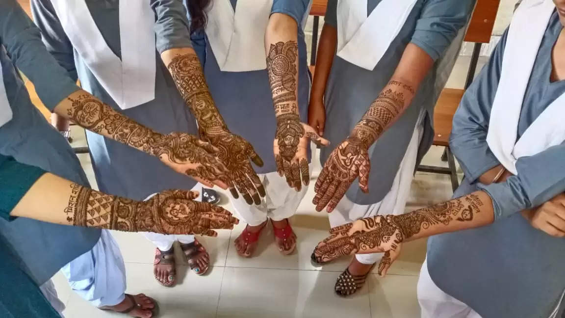 Mehandi Competition