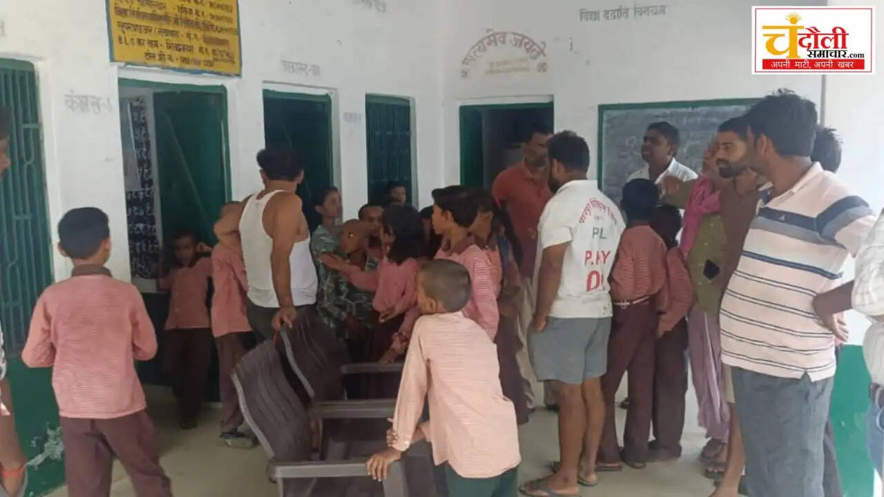 shahabganj-palpur-primary-school-headmaster-beating-allegation-news