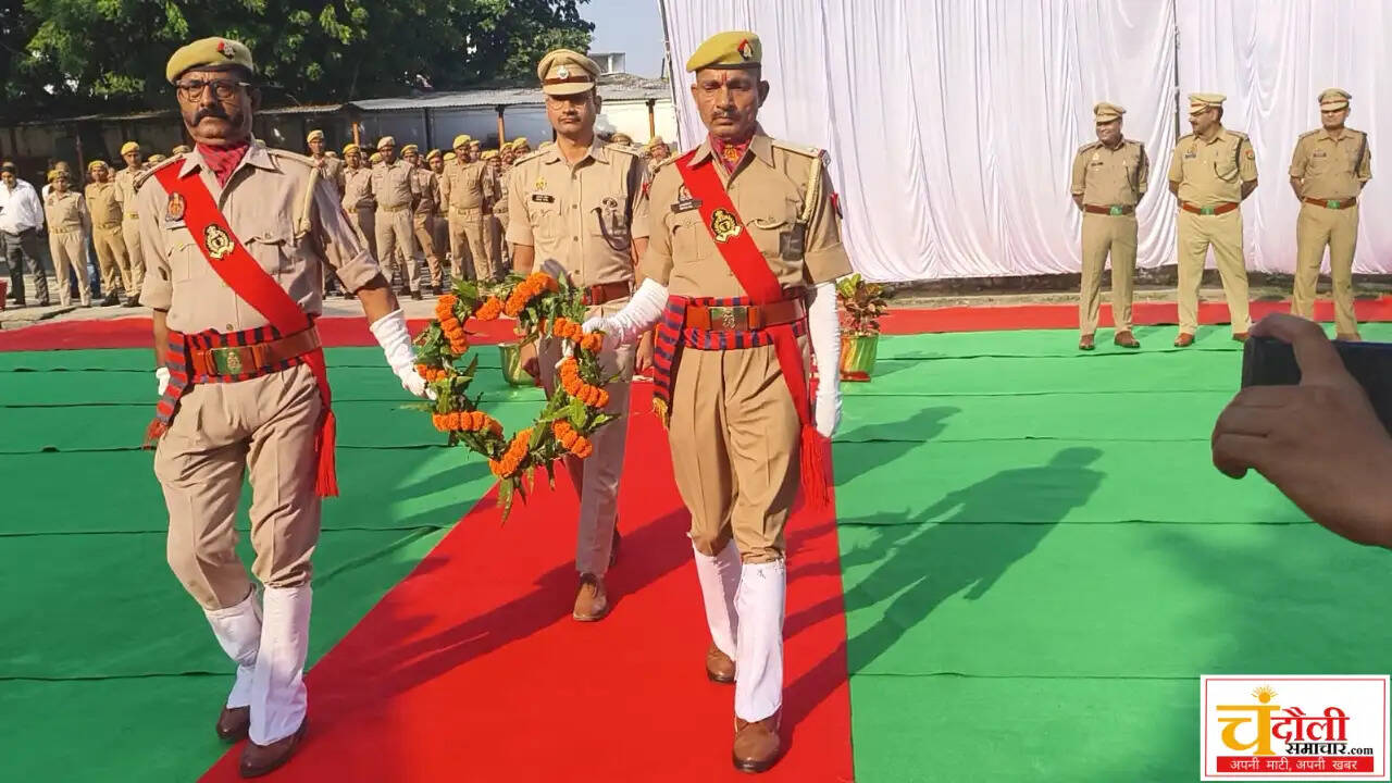 chandauli-police-smriti-diwas-sp-akash-patel-tribute-martyrs