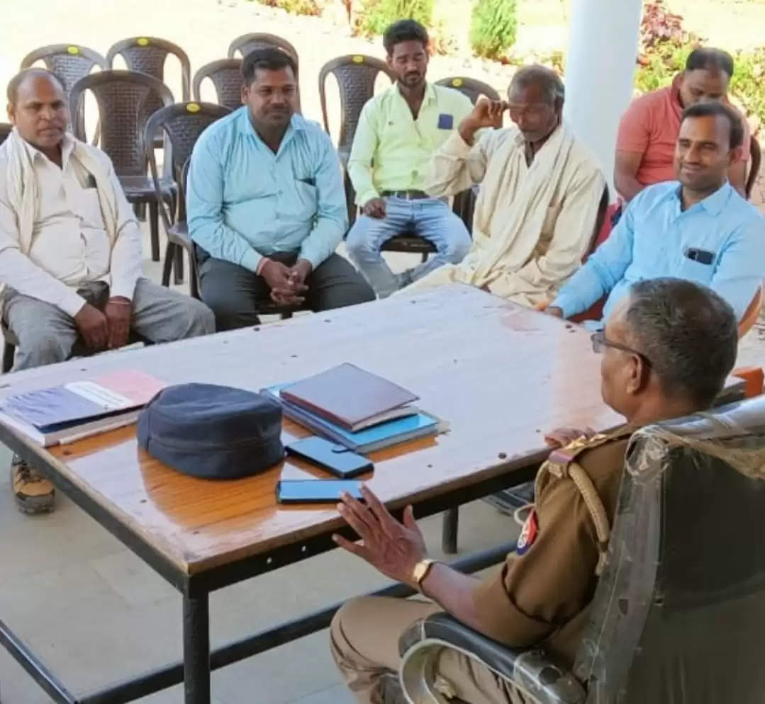 Peace committee meeting in police station Chakarghatta