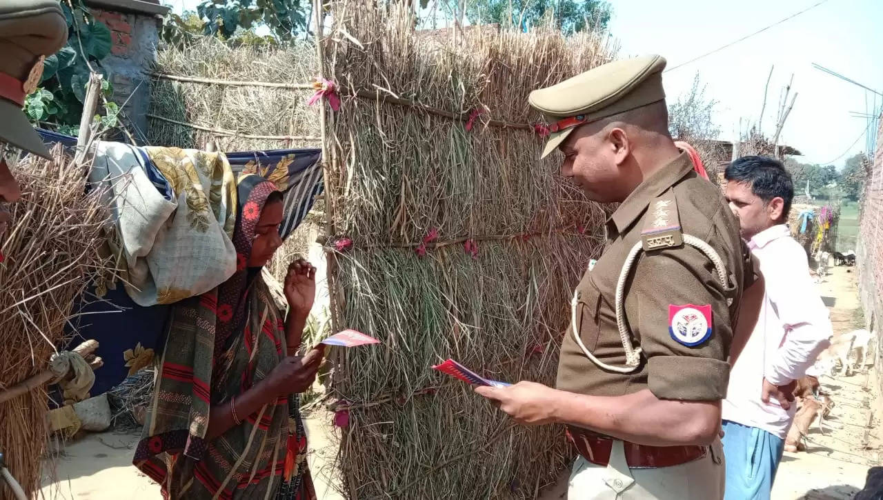 Chandauli Police-Checking