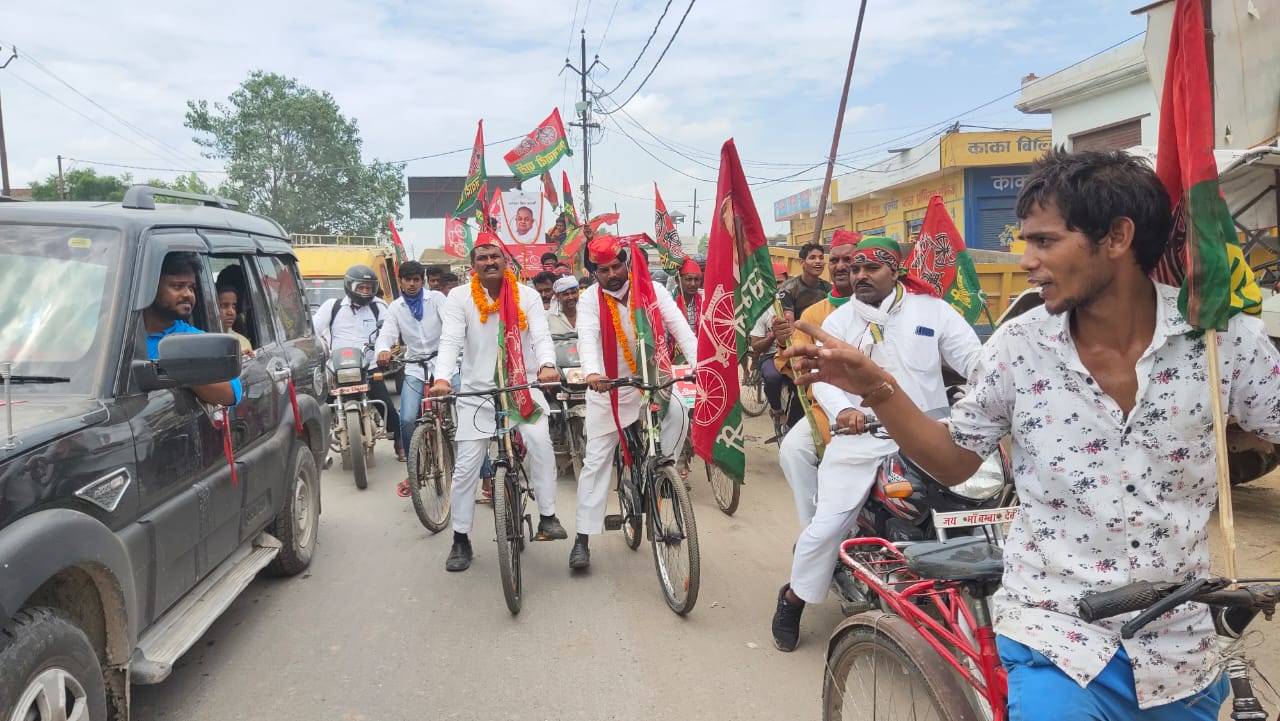   jitendra singh yadav cycle yatra