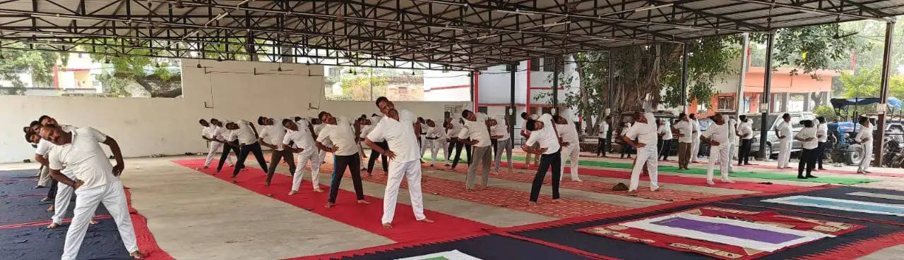  police yoga 