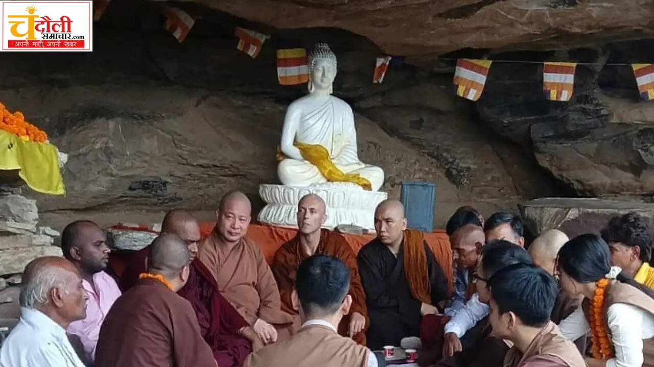 ghurhupur-vietnam-buddhist-monks-visit