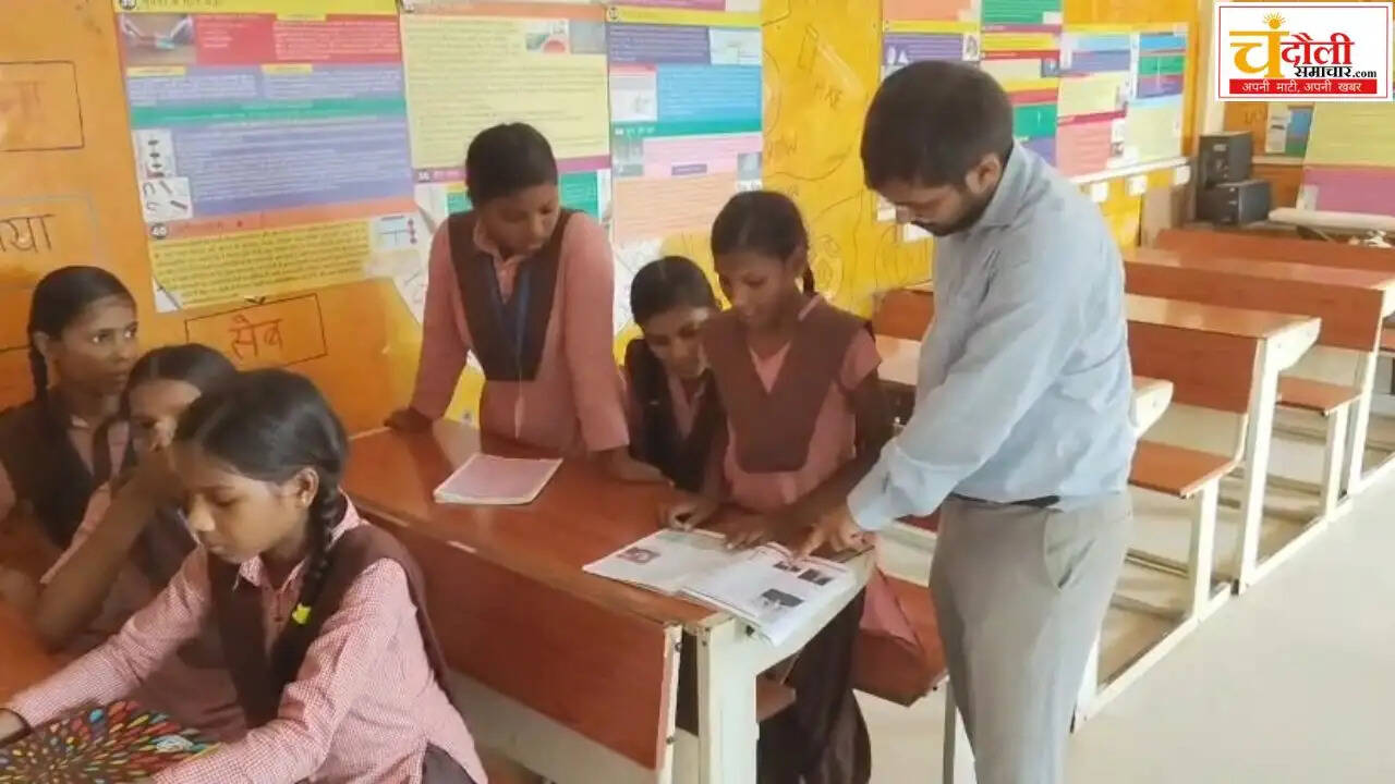 chandauli-dm-inspection-kasturba-school-bayapur-news